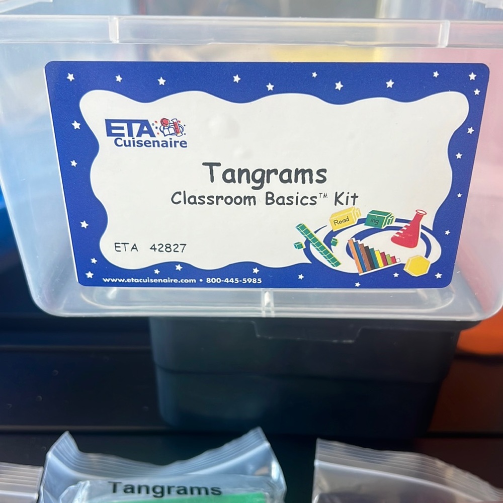 Classroom Kit Basic Tangrams